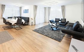 Exklusive 2,5 Zimmer Wohnung